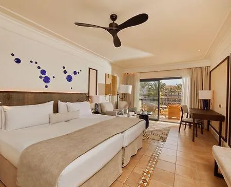 מלון Secrets Bahia Real & Adults Only קורלחו