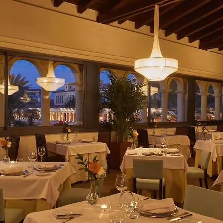 Secrets Bahia Real Resort & Spa - Adults Only - Hyatt Inclusive Collection 5* Corralejo