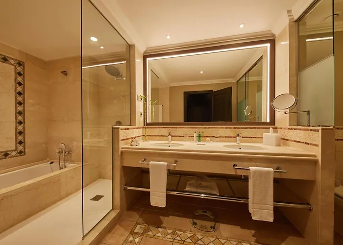 Secrets Bahia Real & Adults Only Отель Коральео